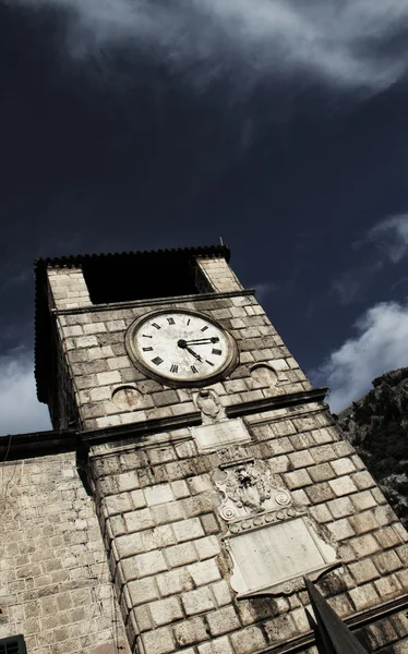 Antica torre dell'orologio — Foto Stock