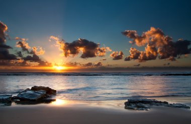 Sunrise sun ile denize