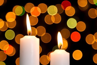 mum ışığı beyaz bokeh noktalar ile