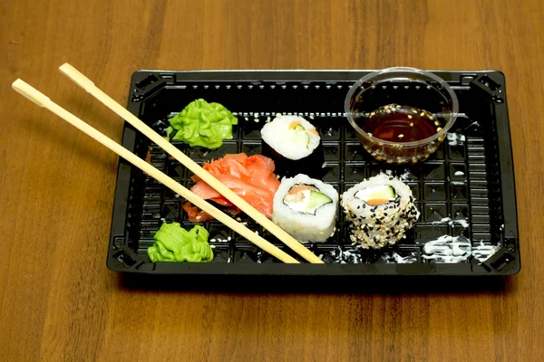 Sushi cozinha japonesa — Fotografia de Stock