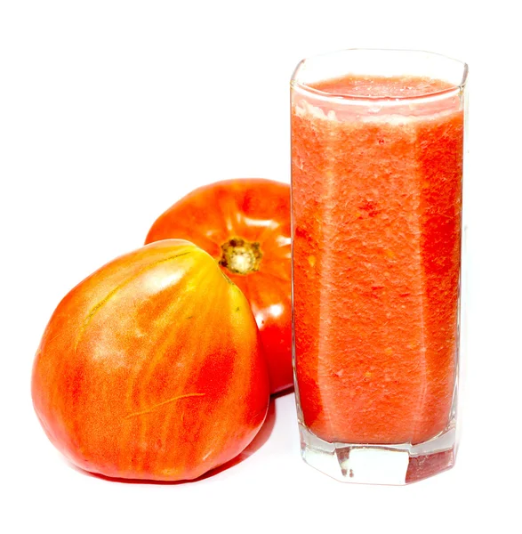 Glas tomatjuice med färska tomater — Stockfoto