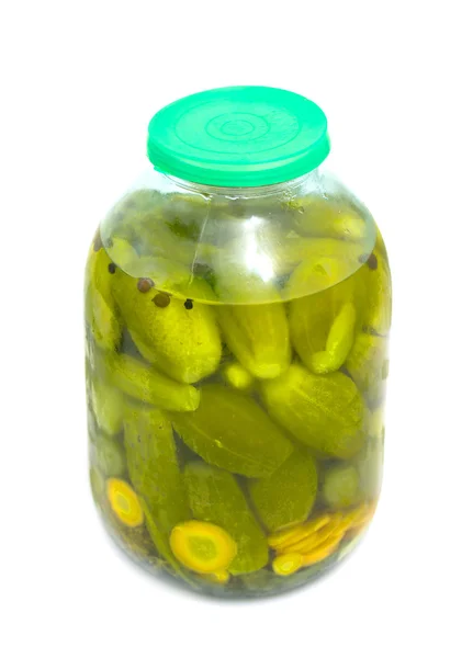 玻璃罐与黄瓜 — 图库照片