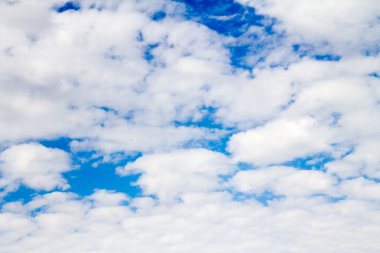 Mavi Gökyüzü Bulutları