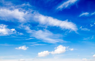 Mavi Gökyüzü Bulutları