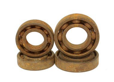 Eski ve paslı rulman