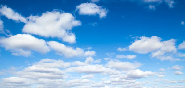 Ciel avec nuages — Photo