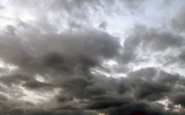 暴风雨的天空 — 图库照片