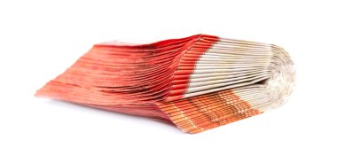 Gazeteler katlandı ve istiflendi