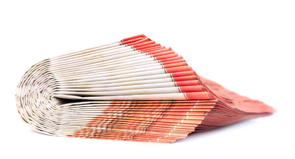 Газеты сложены и сложены