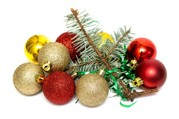 Boules de Noël avec branche de sapin — Photo