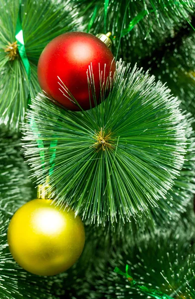 Christmas tree with golden and red balls — Stock Photo, Image