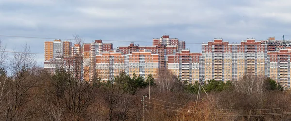 Hoogbouw Tegen Lucht — Stockfoto