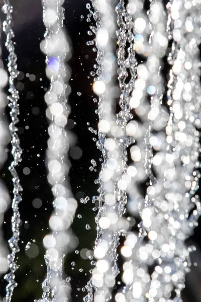 Gotas Água Fonte Bokeh Desfocado — Fotografia de Stock