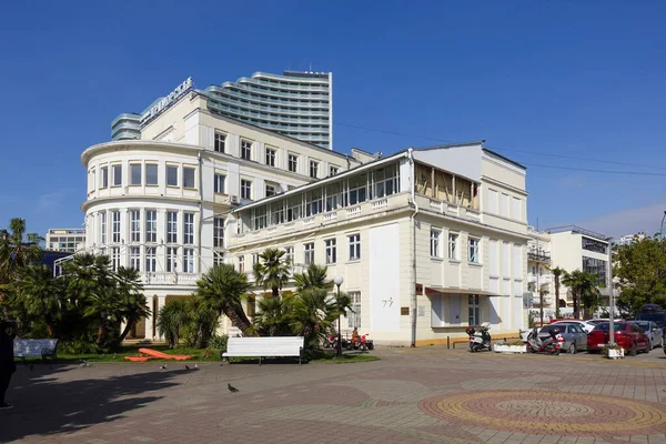Sochi Rusia Febrero 2022 Arquitectura Los Edificios Ciudad Sochi Paisaje —  Fotos de Stock