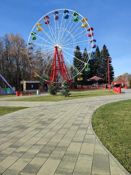 Moscou Russie Août 2021 Grande Roue Ferris Attraction Dans Parc — Photo