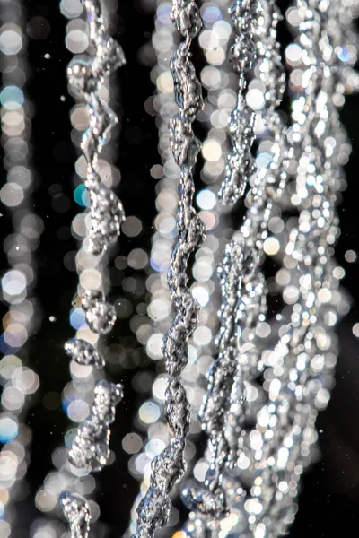 噴水の空気中の水滴 焦点を絞ったボケ — ストック写真