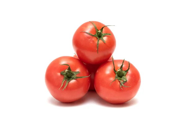 白い背景に赤いトマト 食料品店 — ストック写真