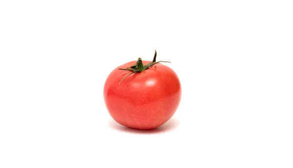 白い背景に赤いトマト 食料品店 — ストック写真