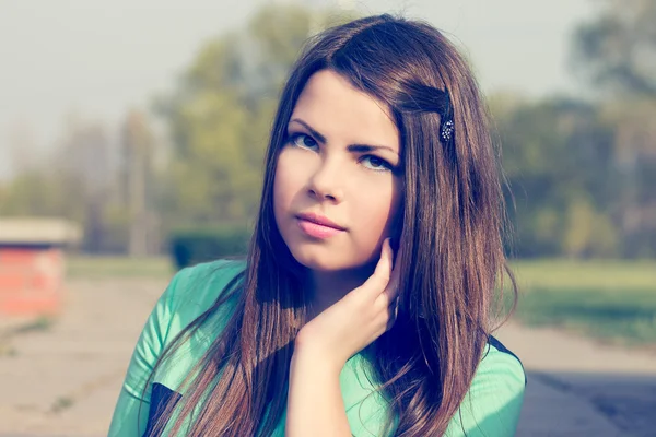 Young girl — Stock Photo, Image