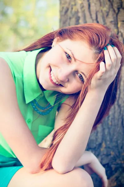 Young girl — Stock Photo, Image