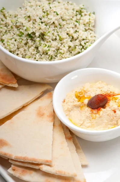 Taboulii couscous with hummus — Stock Photo, Image