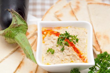 moutabal baba ghanoush patlıcanlı dip