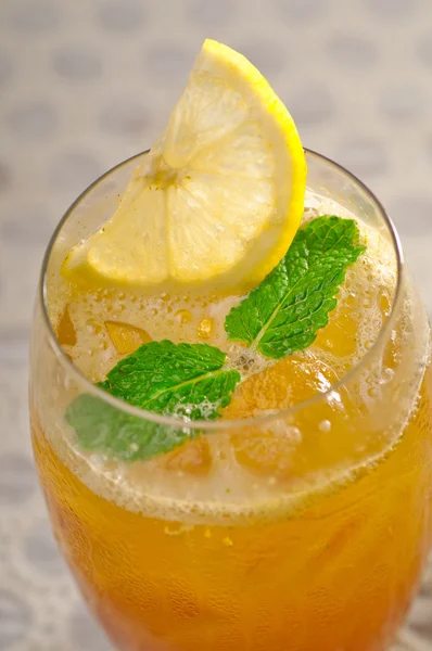 Refreshing Ice tea — Stock Photo, Image