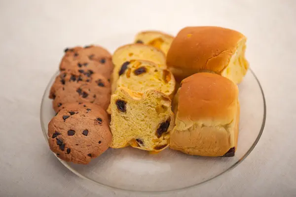 Selection of sweet bread and cookies — Stock Photo, Image