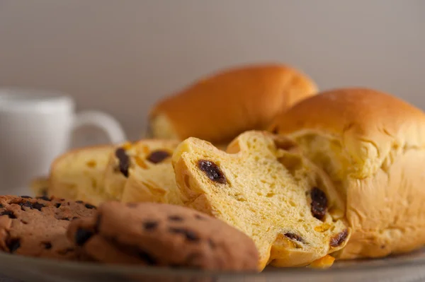 Selection of sweet bread and cookies — Stock Photo, Image