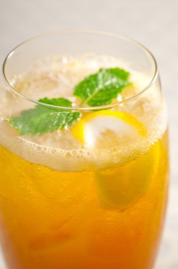 serinletici buzlu çay