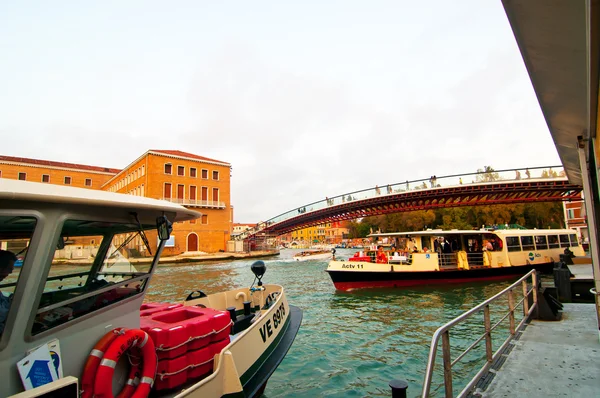 Венеция Калатравский мост делла Коситуционе — стоковое фото