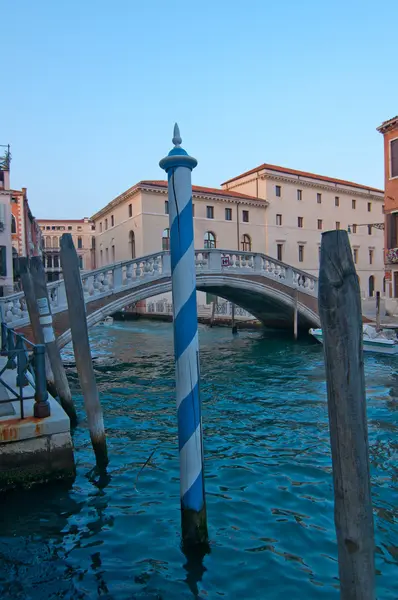 Benátky Itálie neobvyklé pittoresque zobrazení — Stock fotografie