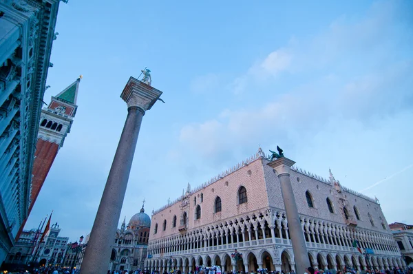 Benátky Itálie pittoresque zobrazení — Stock fotografie
