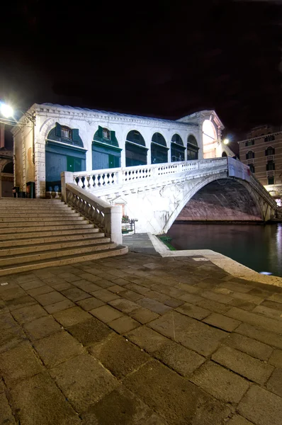 Venedik İtalya rialto Köprüsü görünümü — Stok fotoğraf