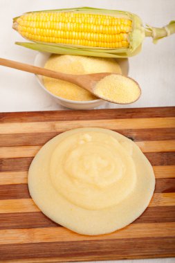 polenta mısır mısır unu krem