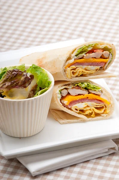 Club sándwich pita pan roll — Foto de Stock