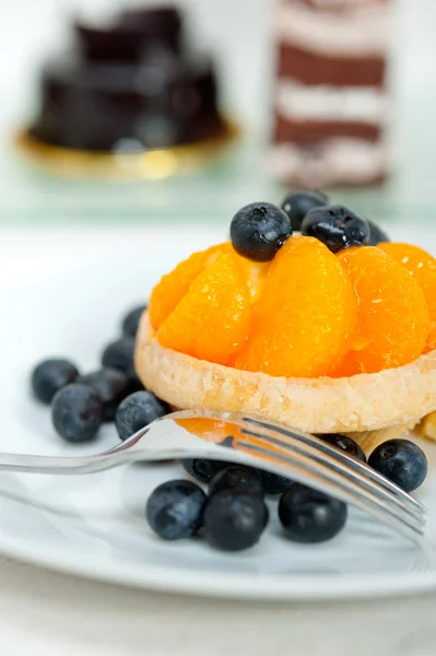 Blueberry cream cupcake — Stock Photo, Image