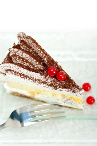 Σαντιγί και ribes επιδόρπιο τούρτα φέτα — Φωτογραφία Αρχείου