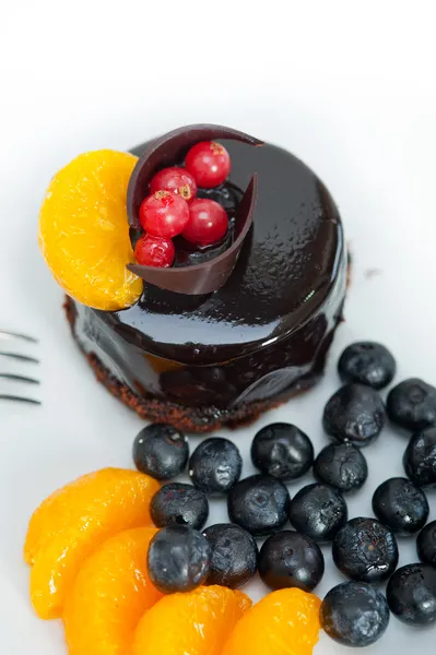 Шоколад і фруктовий торт — стокове фото