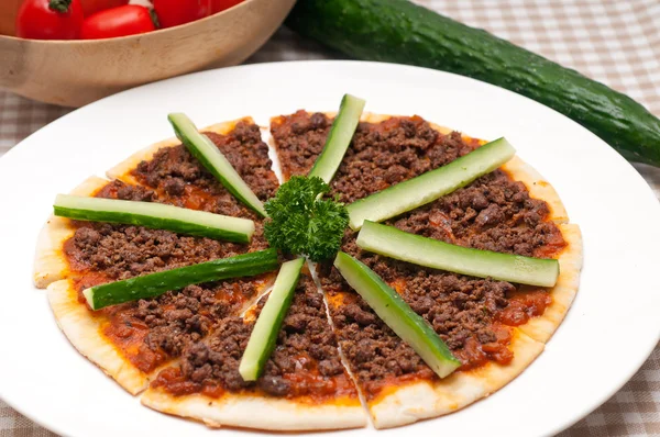 Turkish beef pizza with cucumber on top — Stock Photo, Image