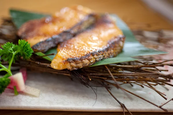 Жареная треска теппаньяки в японском стиле — стоковое фото