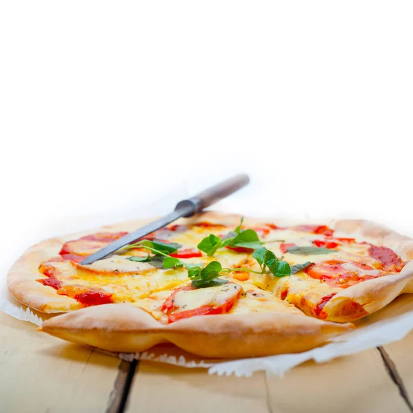 Italian Traditional Pizza Margherita Tomato Mozzarella Basil — Stock Photo, Image