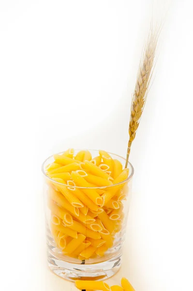 Penne Macarrão Italiano Curto Com Grãos Trigo Duro — Fotografia de Stock