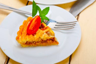 taze ev yapımı sığır eti pasta makro closeup pişmiş