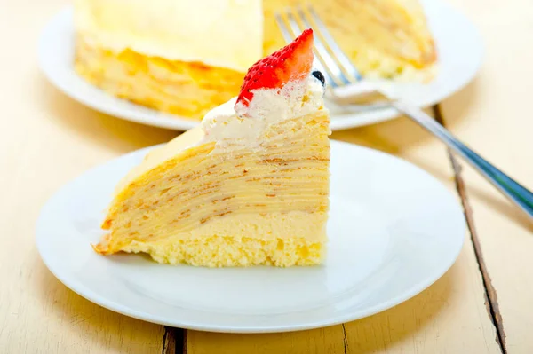 Torta Crepe Panqueque Con Crema Batida Fresa Parte Superior —  Fotos de Stock