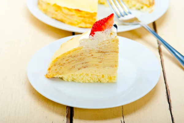 Crepe Pancake Cake Whipped Cream Strawberry Top — Stock Photo, Image
