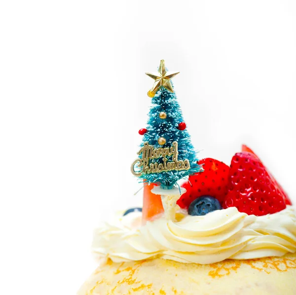 Árbol Navidad Parte Superior Una Montaña Crepe Panqueque Con Crema — Foto de Stock