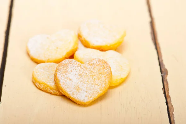 Vers Gebakken Hart Vormige Zandkoek Valentine Dag Cookies — Stockfoto