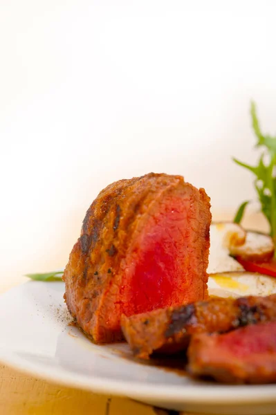 Beef Filet Mignon Grilled Fresh Vegetables Side Mushrooms Tomato Arugula — Stock Photo, Image