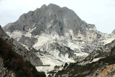 Mermer ocakları - apuan alps, carrara, Toskana,